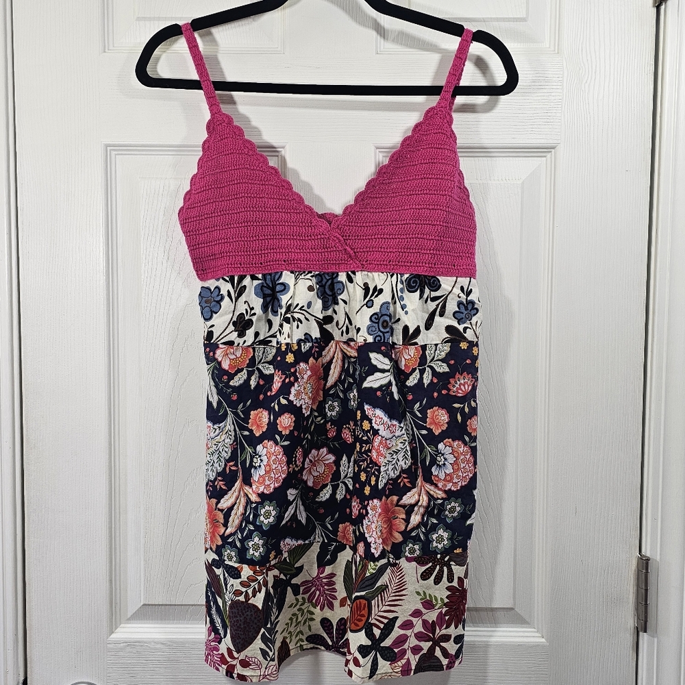 Sweater Project Multi Color Crocheted Floral Sleeveless Summer Top Size Medium